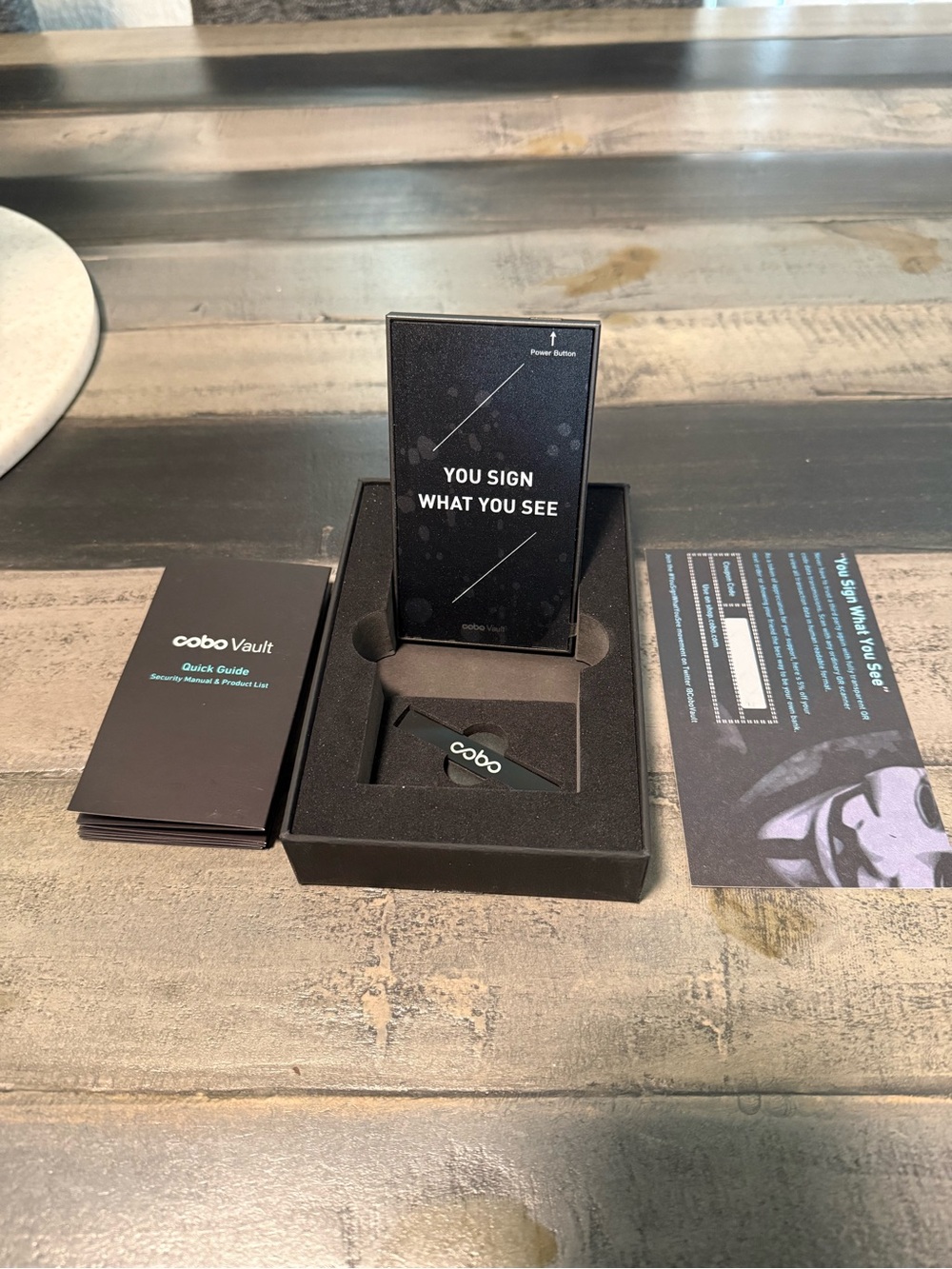 Cobo Vault Hardware Wallet Black